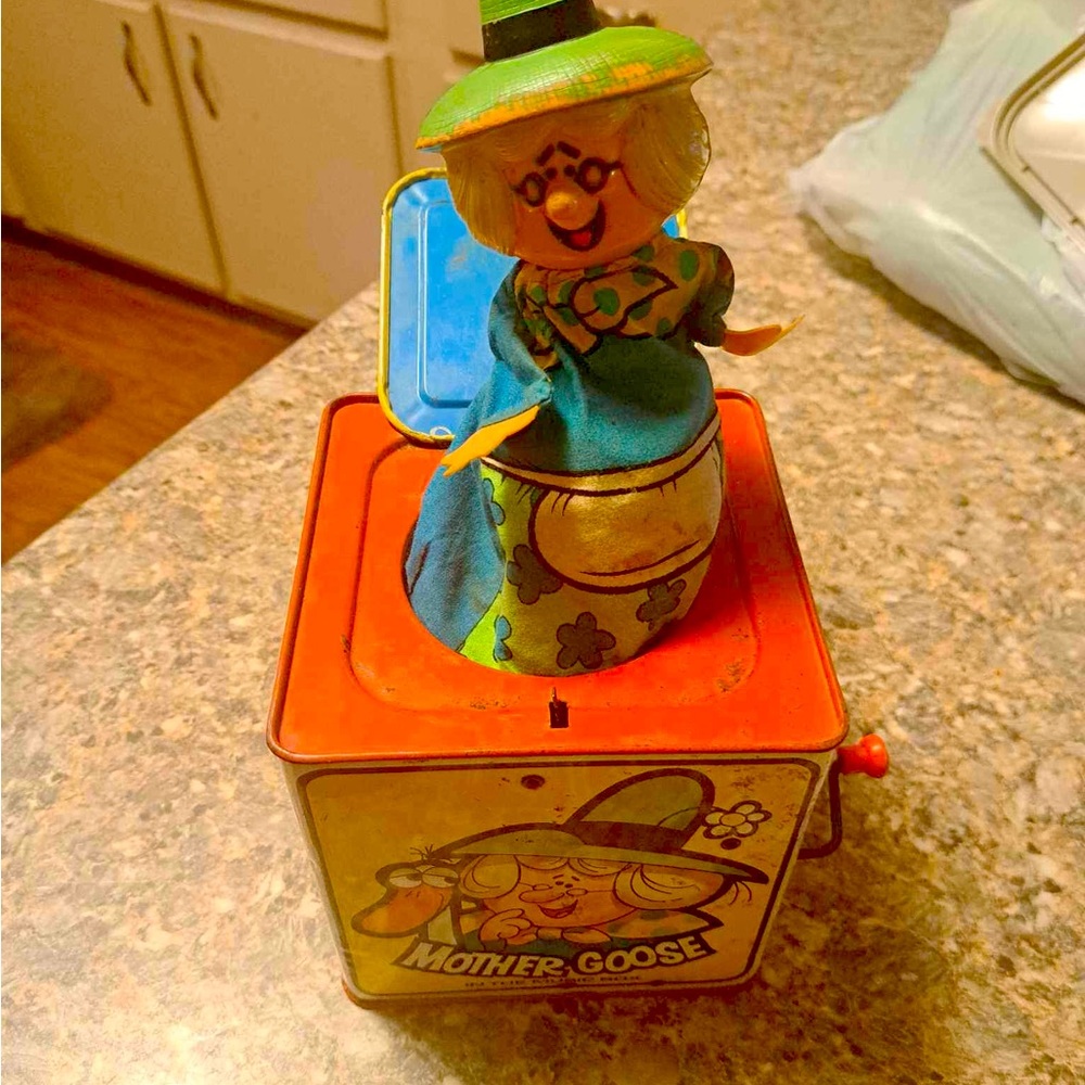 Vintage Mother Goose in the Music Box